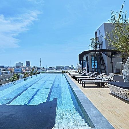 Chezzotel Pattaya Exterior foto